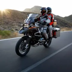 BMW R 1200 GS – mocny motocykl na długie trasy z wyjątkowym komfortem