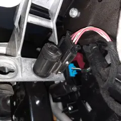 Wszystkie objawy uszkodzonego czujnika położenia sprzęgła w Audi A4 B6