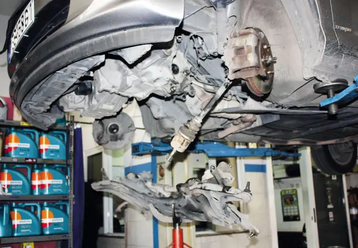 Ile kosztuje wymiana sprzęgła w Hondzie Jazz? Porównanie cen 2025