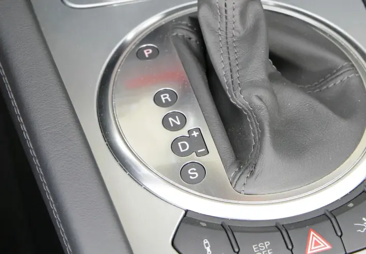 Automatyczna skrzynia biegów oznaczenia liter - Skrzynia biegów automatyczna oznaczenia, Oznaczenia skrzyni automatycznej