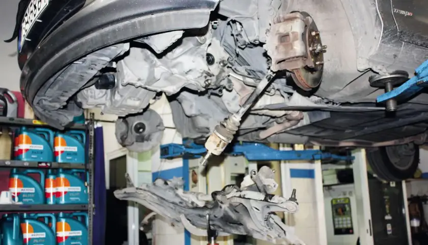 Ile kosztuje wymiana sprzęgła w Hondzie Jazz? Porównanie cen 2025