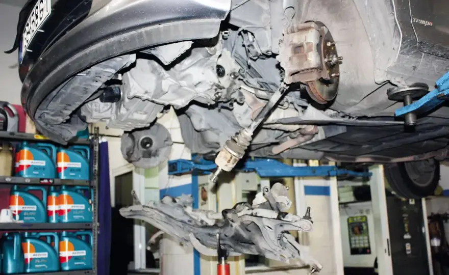 Ile kosztuje wymiana sprzęgła w Hondzie Jazz? Porównanie cen 2025