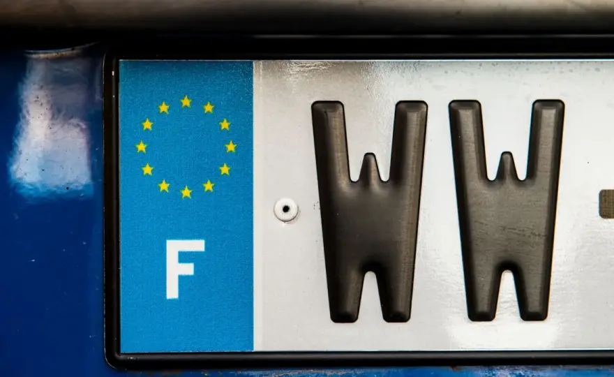 Rejestr pojazdów skradzionych - Jak sprawdzić, czy auto jest legalne?